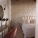 Vis Di Vardi Luxury Estate