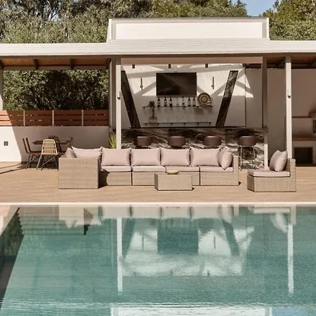 Villa Vis Di Vardi Luxury Estate